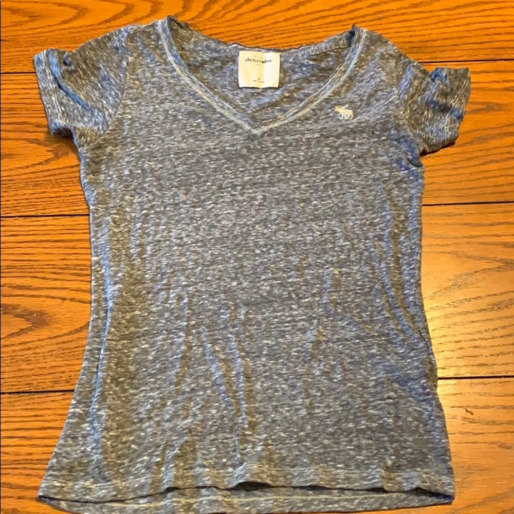 Abercrombie T-shirt in great condition!